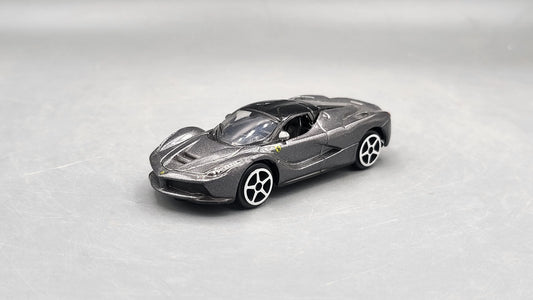 Bburago   Ferrari La Ferrari  Grey