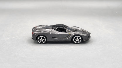 Bburago   Ferrari La Ferrari  Grey