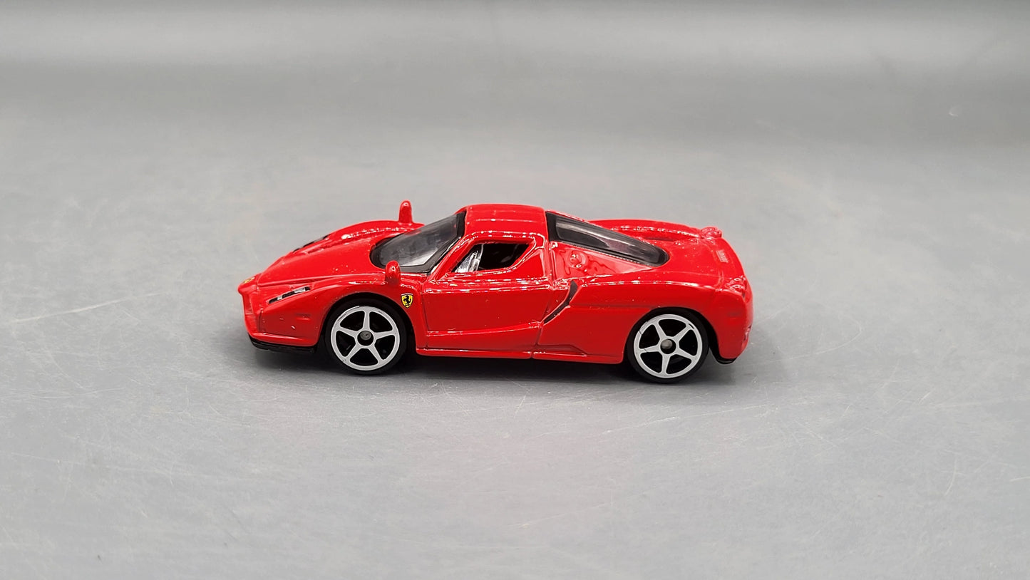 Bburago   Ferrari Enzo Ferrari  Red
