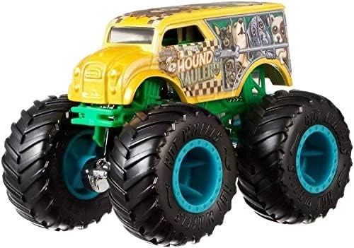 Hot Wheels  Monster Trucks Demolition Doubles (Pack of 2) Hot Weiler VS Hound Hauler   Red, Green Giant Wheels