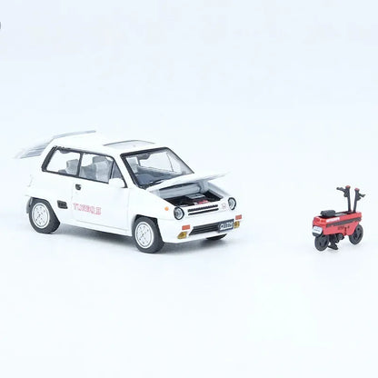 Inno 64   Honda City Turbo II   White With Motocompo bike