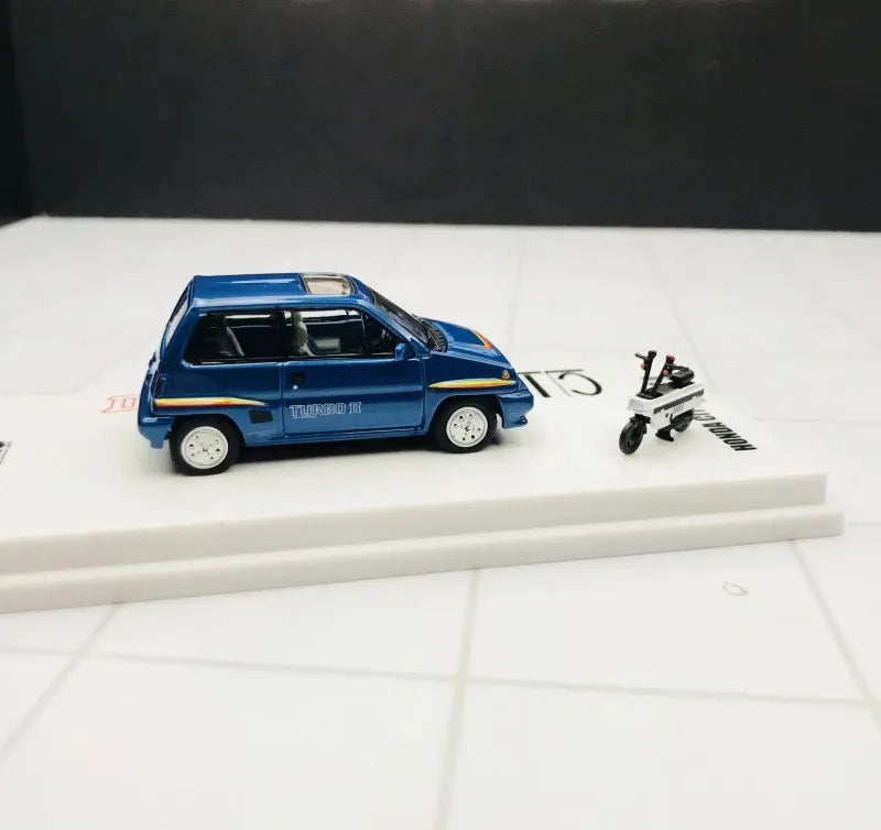 Inno 64   Honda City Turbo II   Blue With Motocompo bike