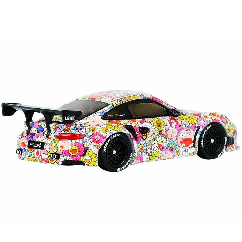 Inno 64 Special Edition  Porsche Porsche 997  Floral paint 