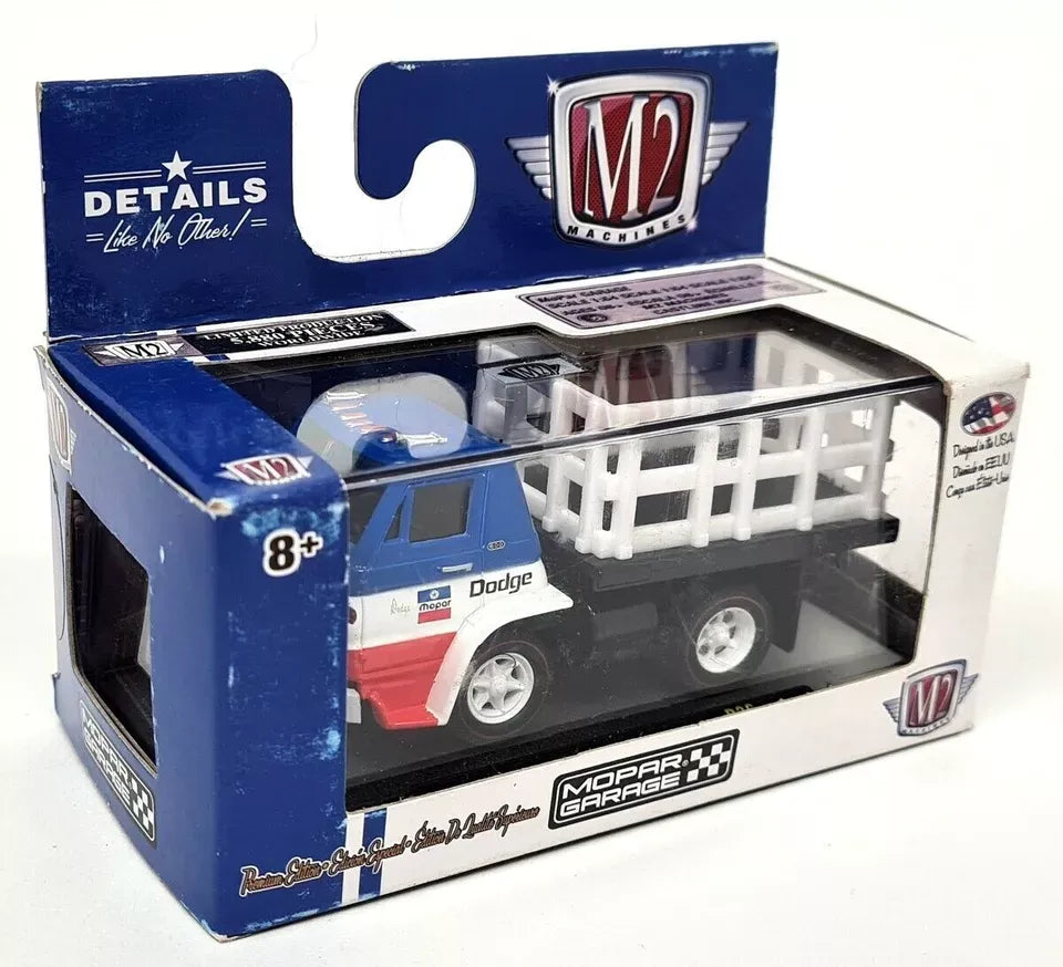 M2 Machines Limited Edition  Dodge L600 Truck 1966 Blue, White 