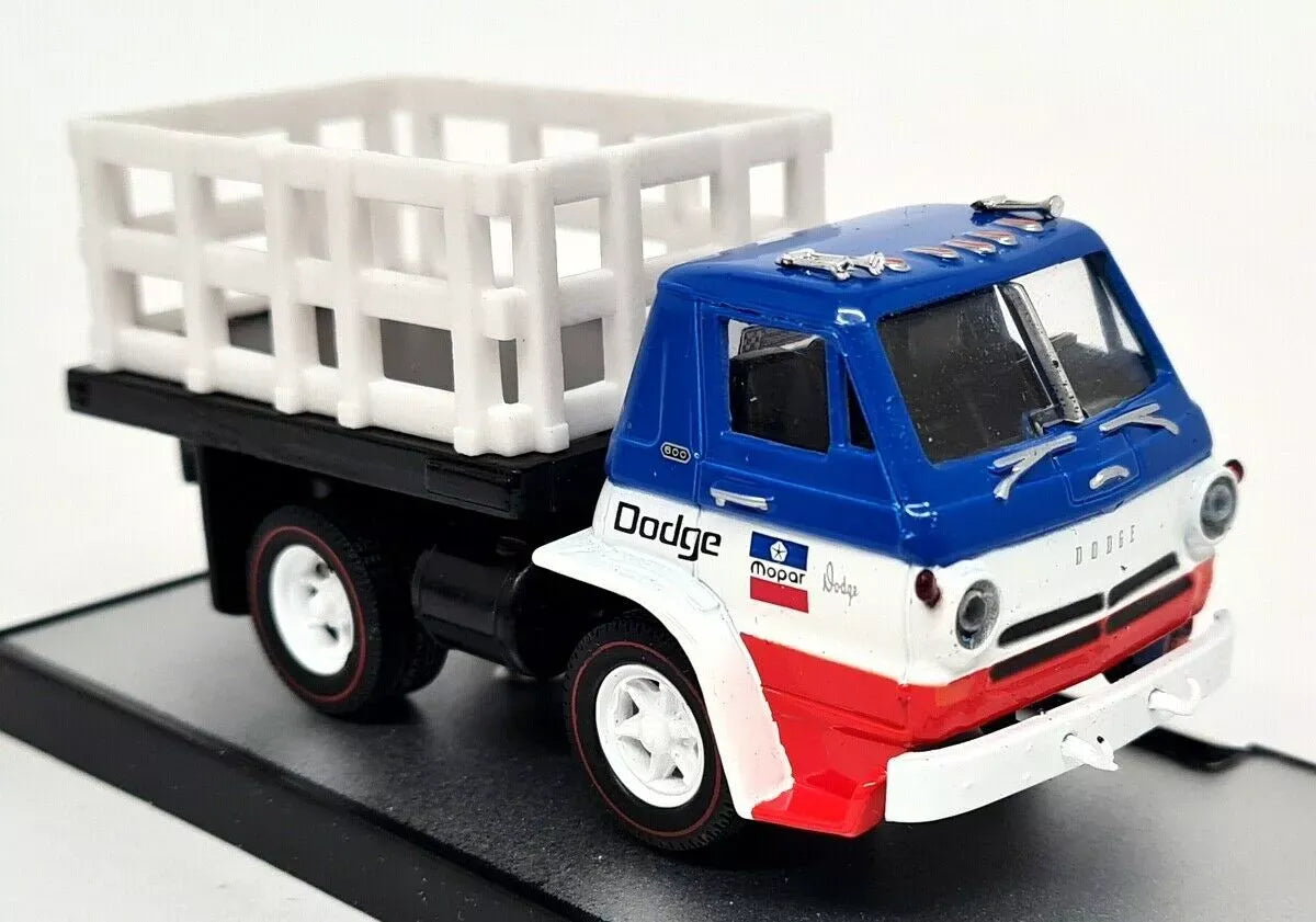 M2 Machines Limited Edition  Dodge L600 Truck 1966 Blue, White 