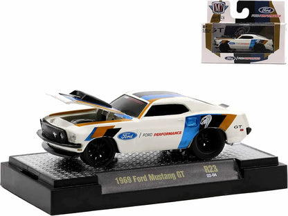 M2 Machines Limited Edition  Ford Mustang GT 1969 White Ground Pounders