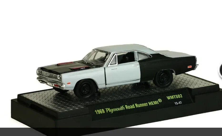 M2 Machines Limited Edition  Plymouth Road Runner HEMI 1969 White, Black 