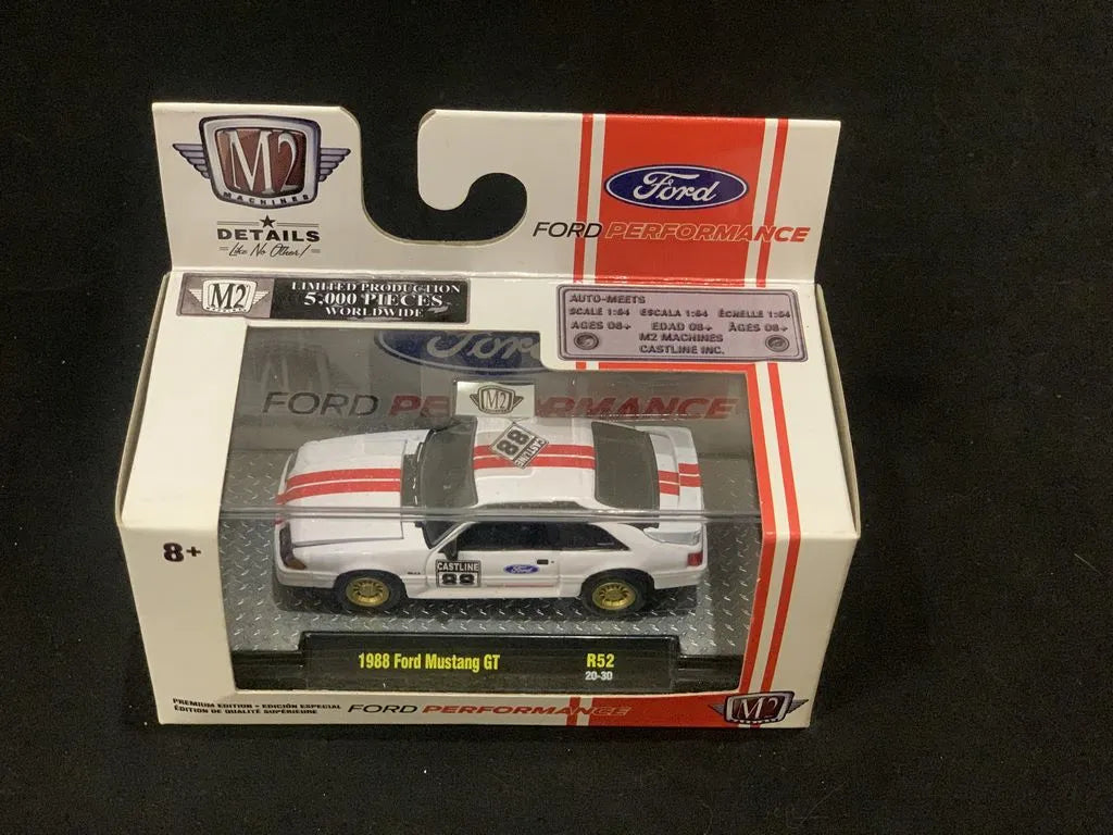 M2 Machines Premium Edition  Ford Mustang GT 1988 White 