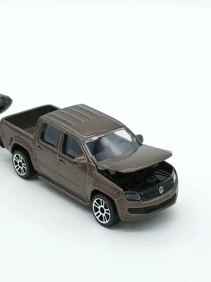 Majorette   Volkswagen Amarok Truck + Speed Boat (Tow Set)  Brown, Black