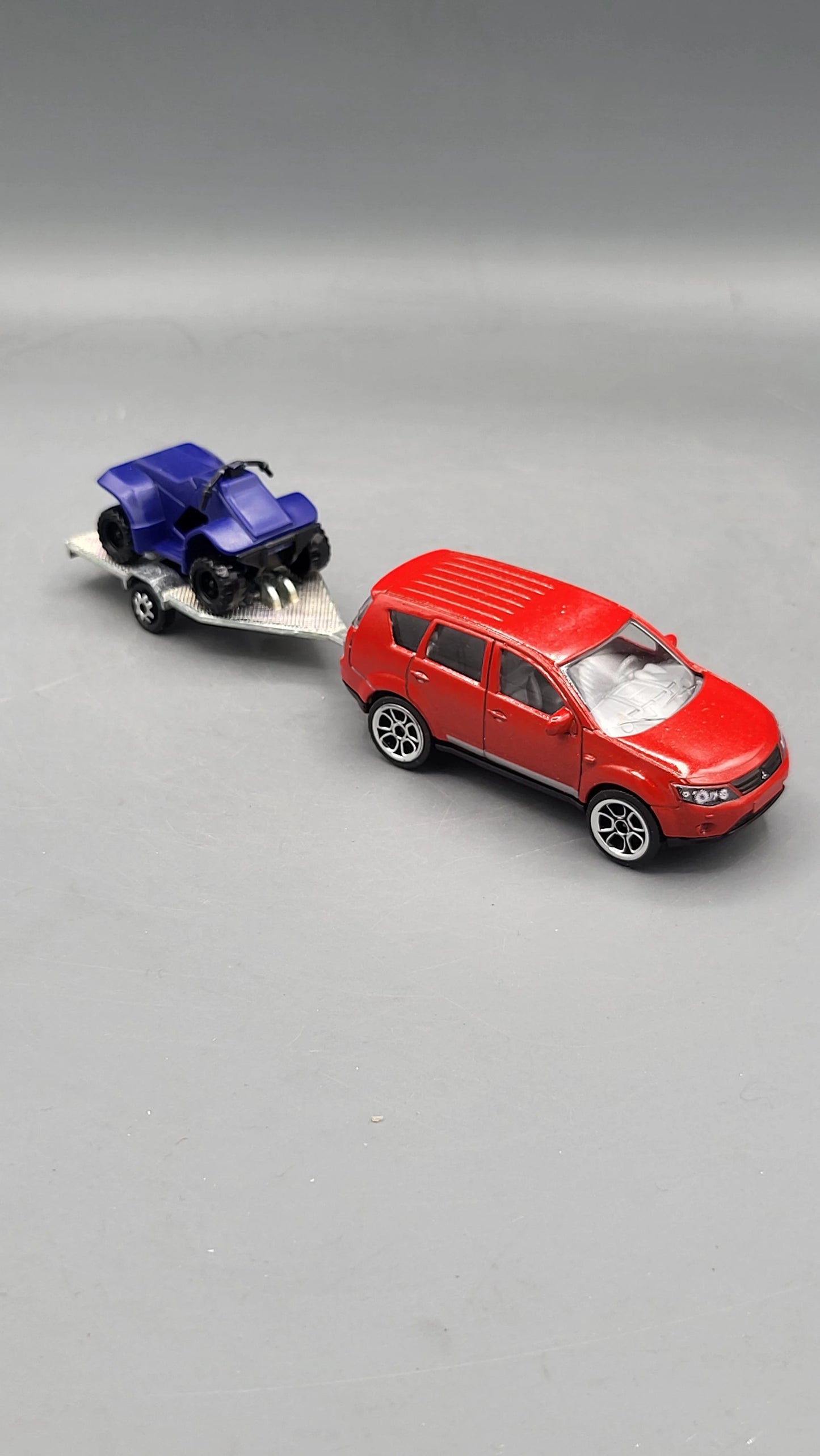 Majorette   Mitsubishi Outlander Truck + Quad Bike (Tow Set)  Red, Blue