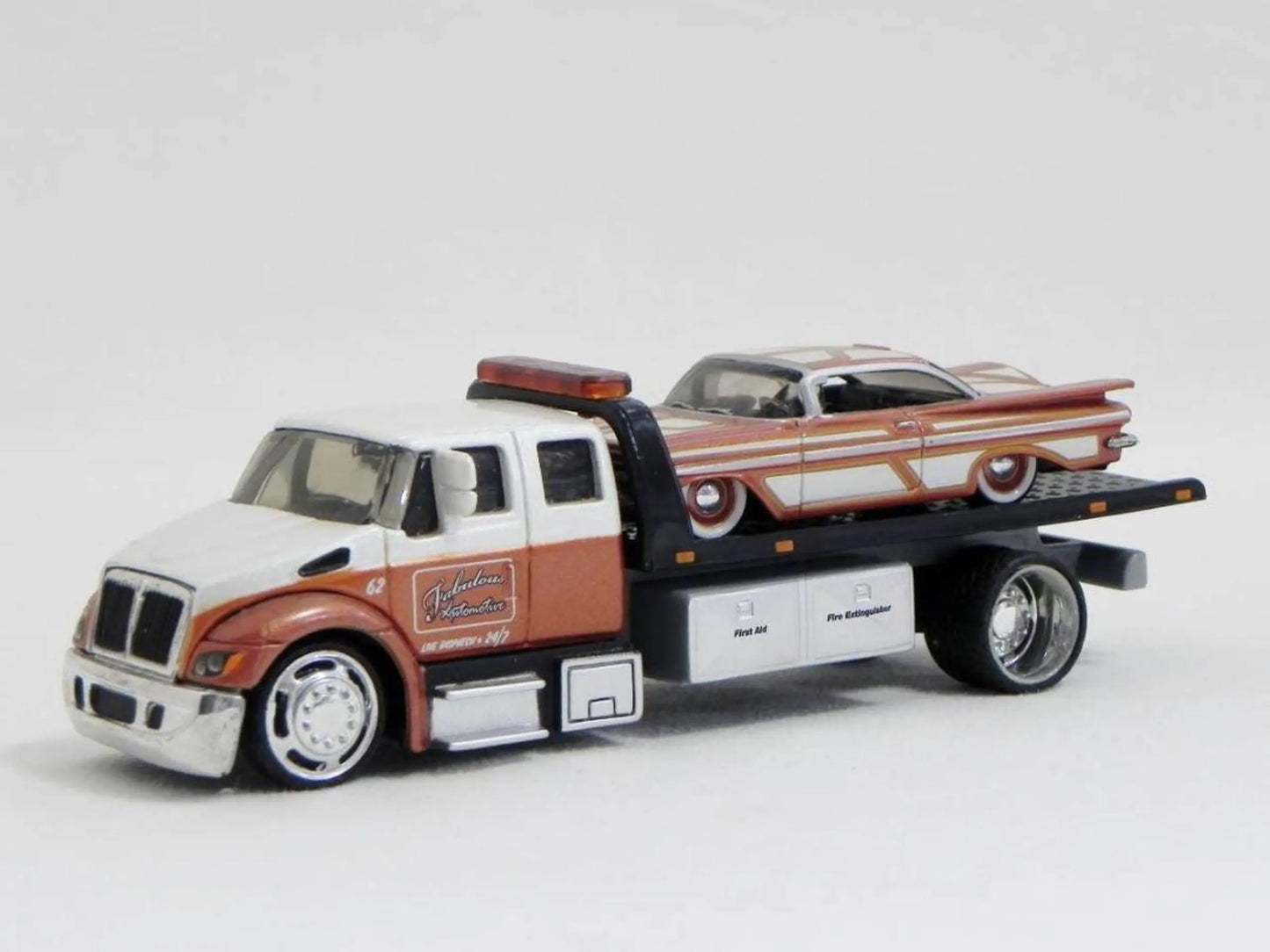 Maisto  Hauler Chevrolet Flatbed/Chevrolet Impala 1959 Brown & White