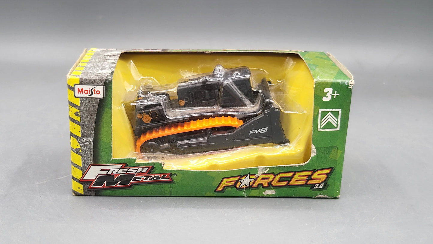 Maisto  Fresh Metal  Bull Dozer FM6  Black Forces 3.0