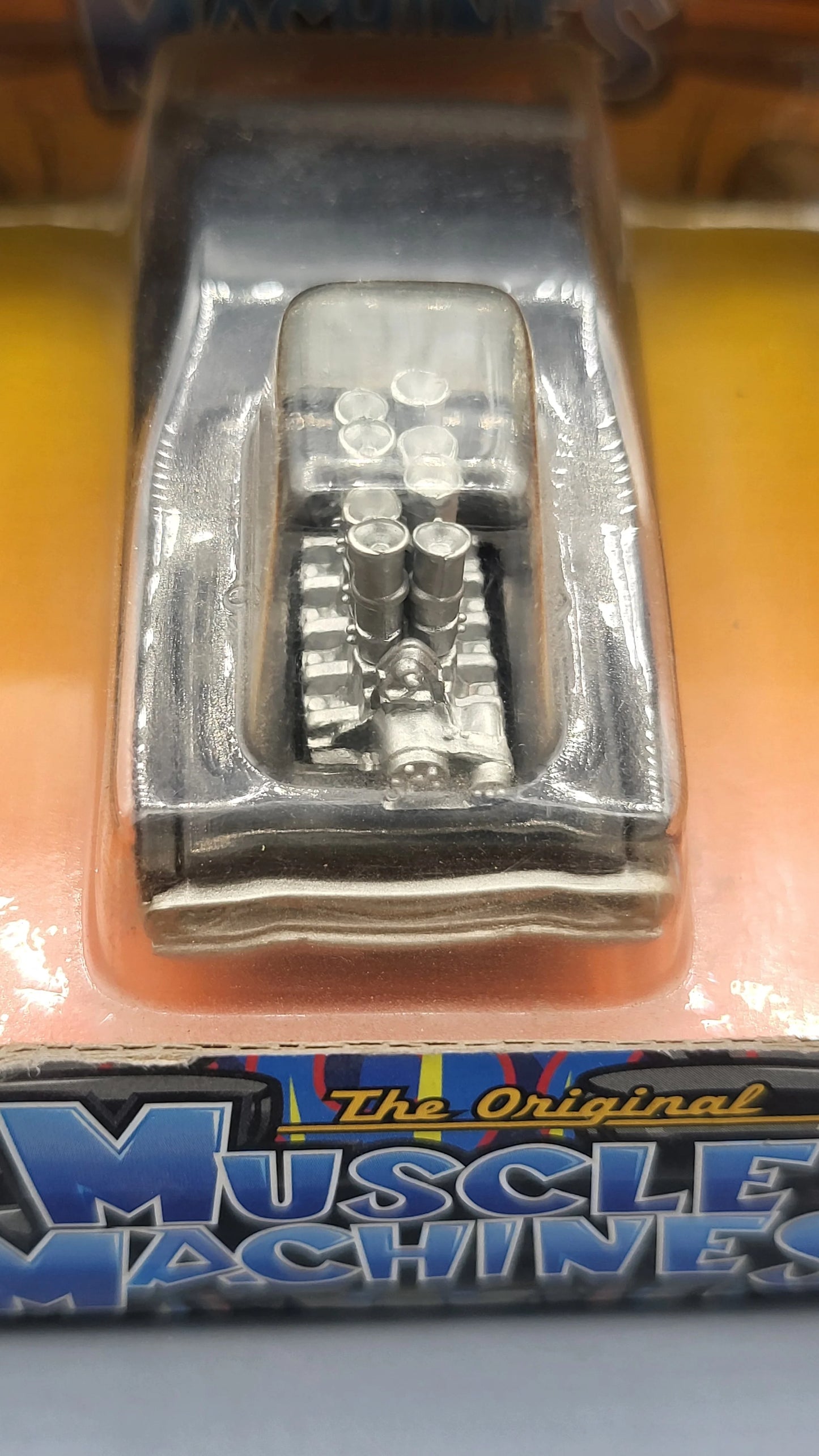Maisto  Muscle Machines Dodge Set of x3 Vehicles - Dart Super Stock Hemi 1968 Grey, Black, Orange Build Ups
