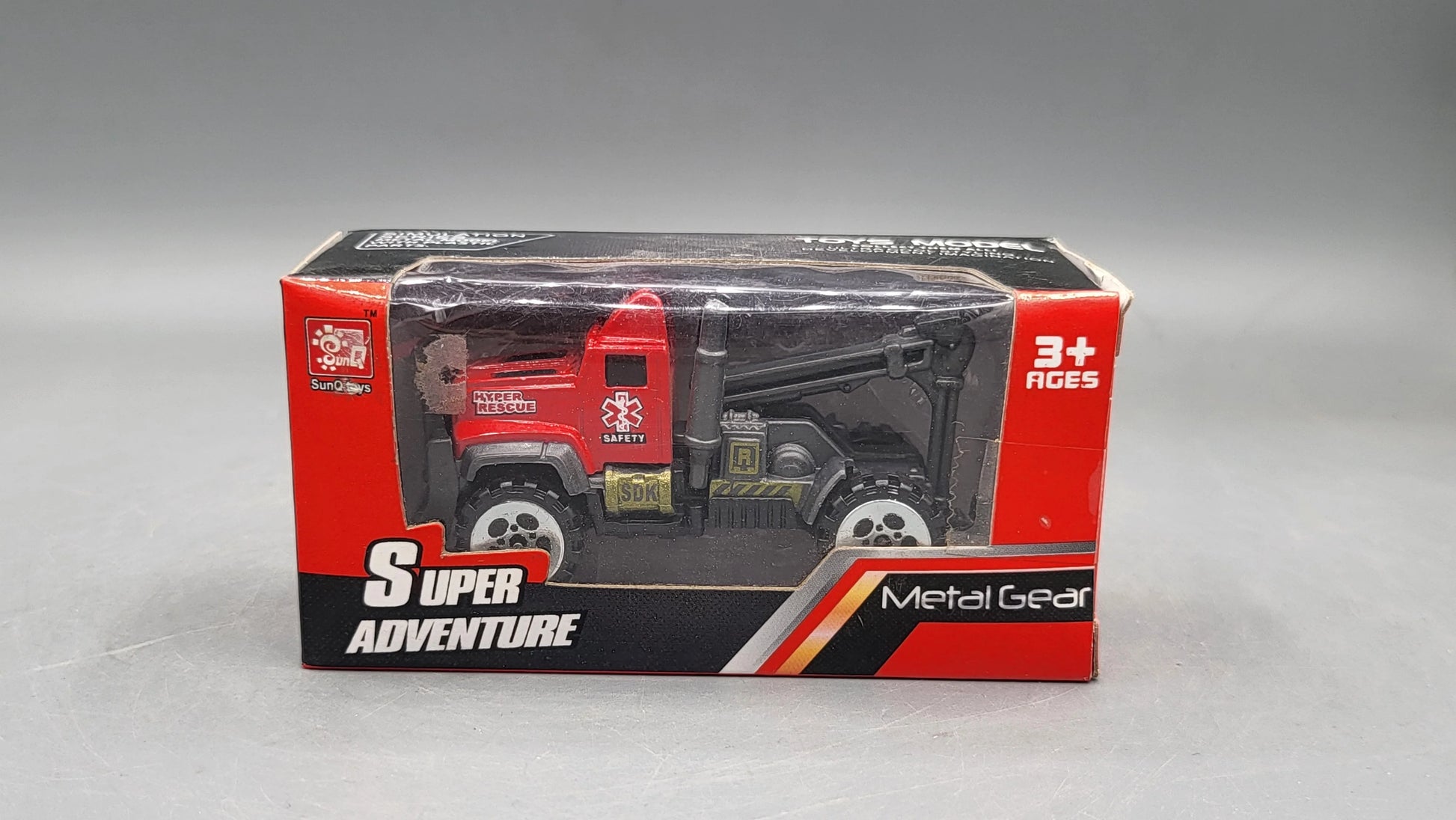 SunQ toys    Tow Truck  Black, Red Metal Gear