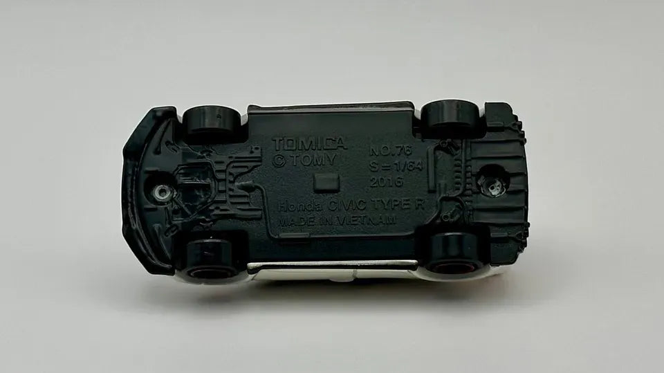Tomy Takara  Honda Civic Type R  White 76