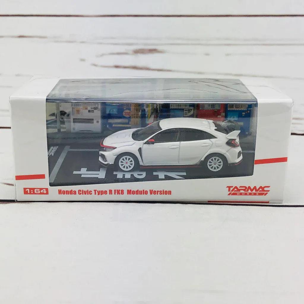 Tarmac Modulo Version  Honda Civic Type R FK8   White 