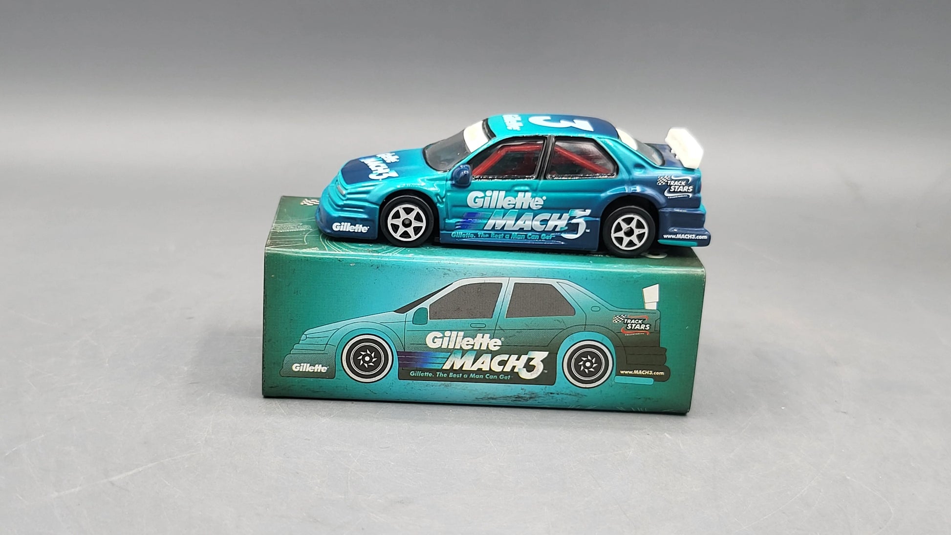Track Stars   Alfa Romeo 155 V6 TI  Green Gillette Mach3