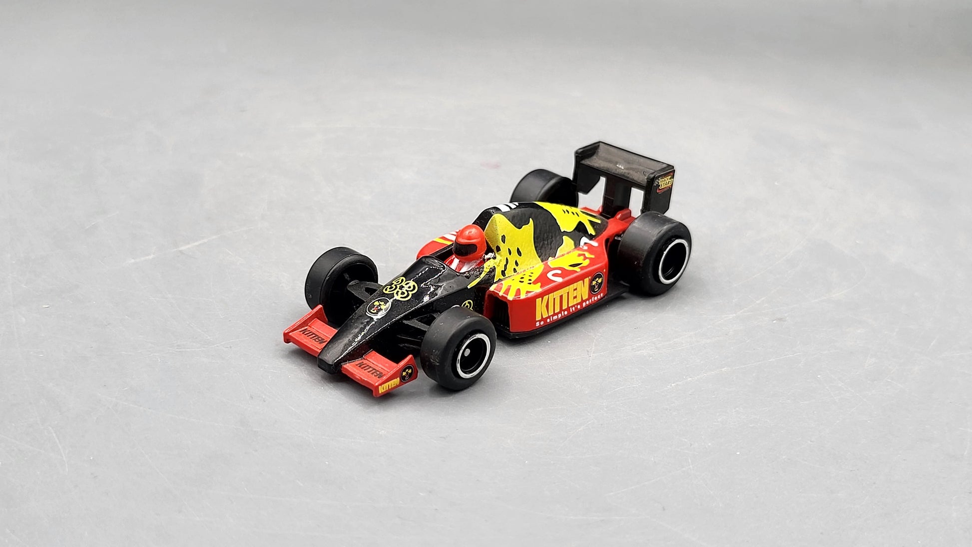 Track Stars    Formula 1 Car  Red Kitten