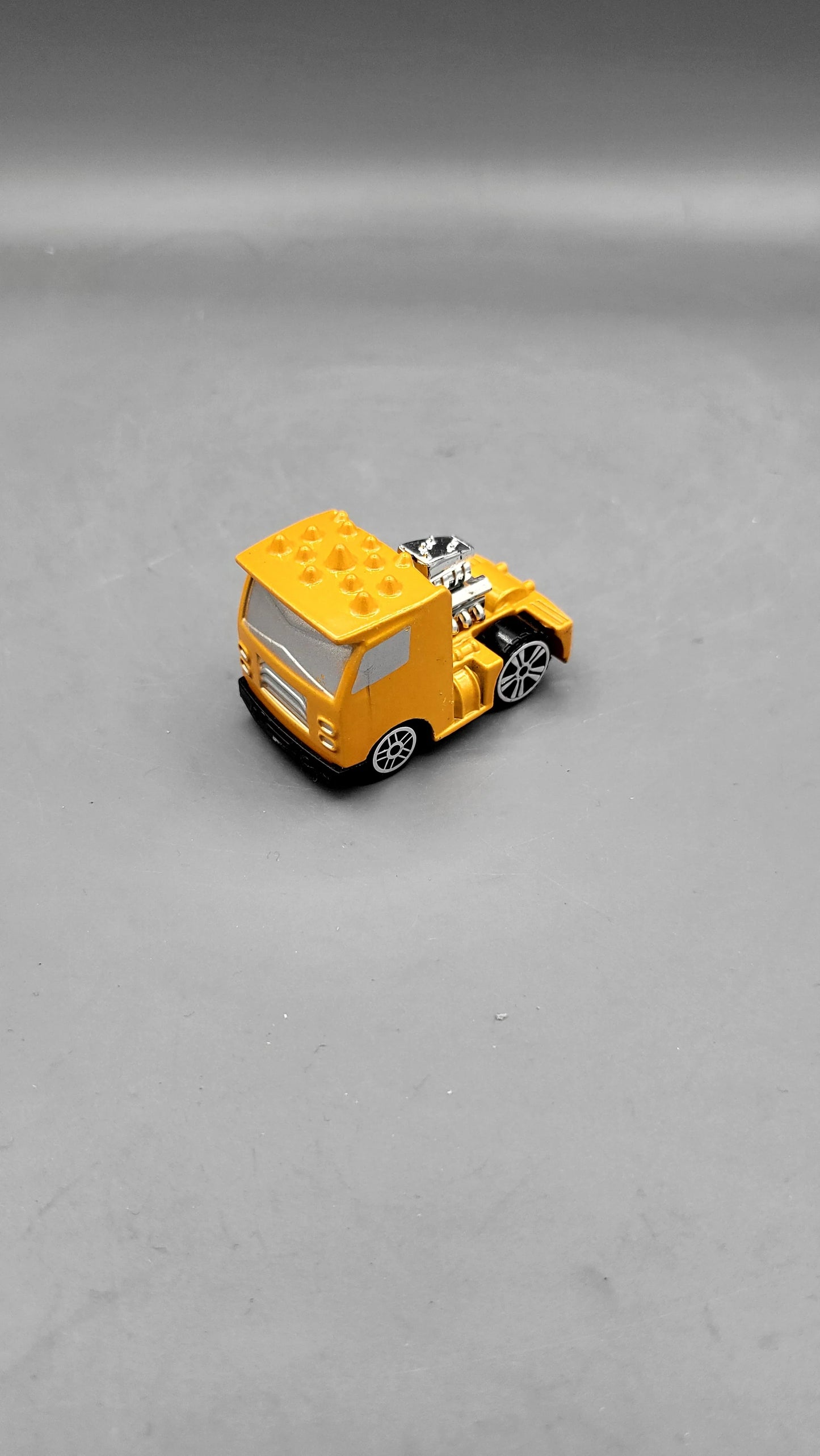 Set of 5 character cars  Green, Blue, Yellow Toy Story Cars