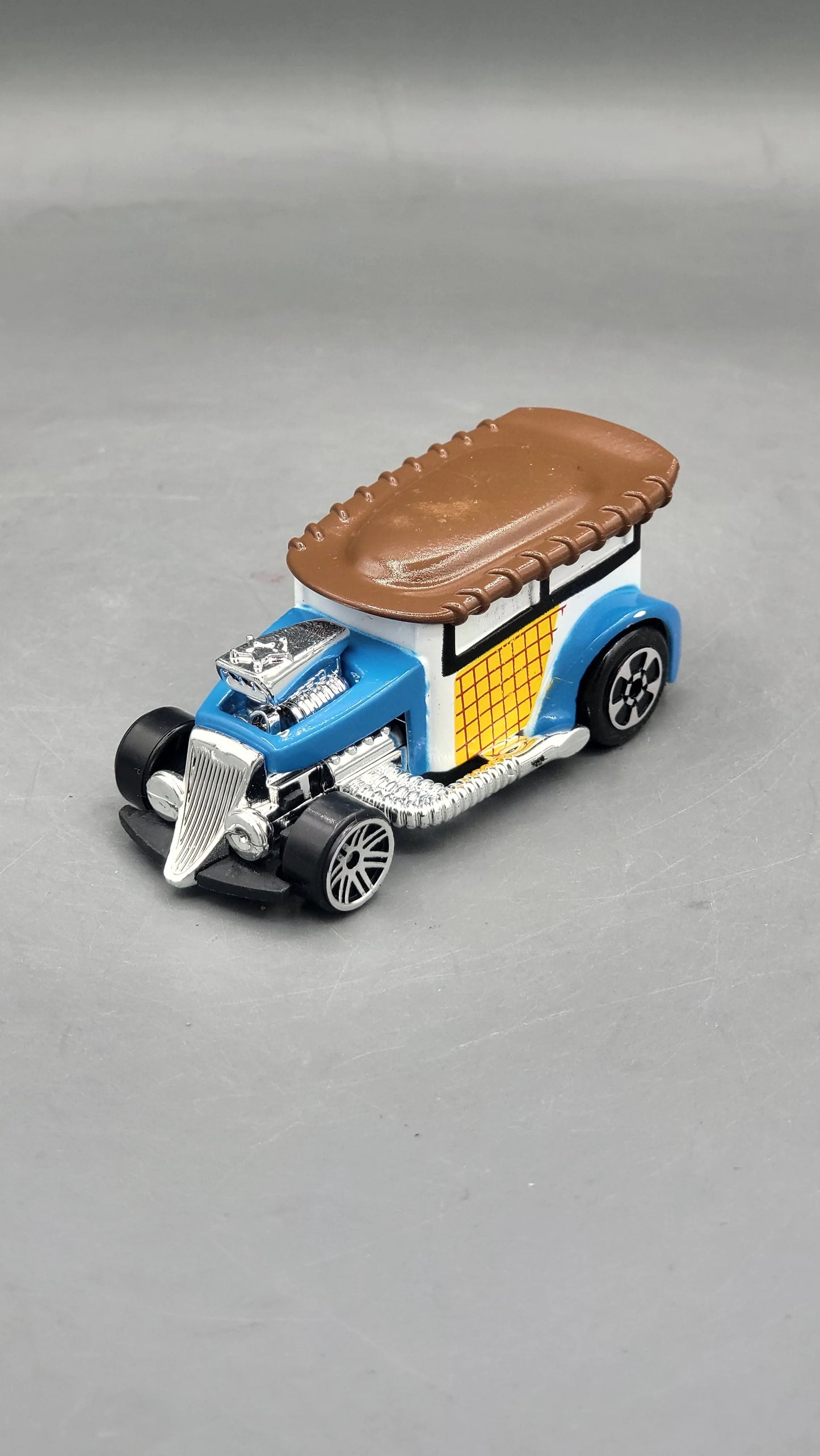 Set of 5 character cars  Green, Blue, Yellow Toy Story Cars