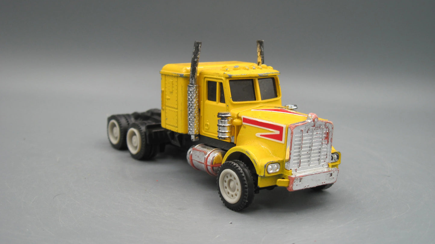 Semi Truck  Yellow