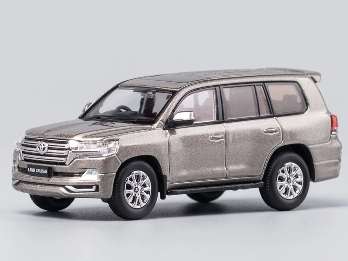 GCD Gaincorp  Toyota Land Cruiser 200  Golden 75