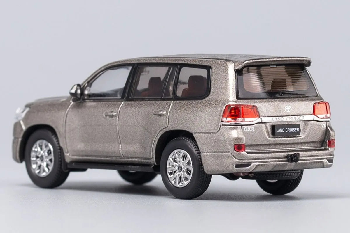 GCD Gaincorp  Toyota Land Cruiser 200  Golden 75