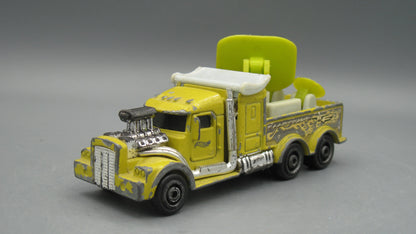 Hot Wheels    Satellite Radar Haulers Truck  Yellow