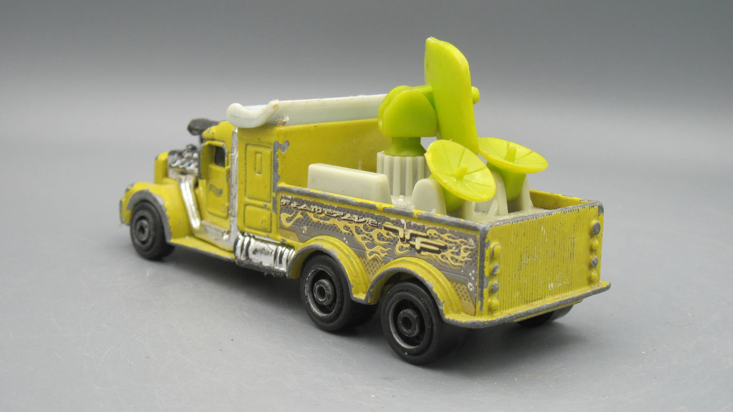 Hot Wheels    Satellite Radar Haulers Truck  Yellow