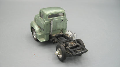 M2   Ford C-500 COE 1956 Light-green
