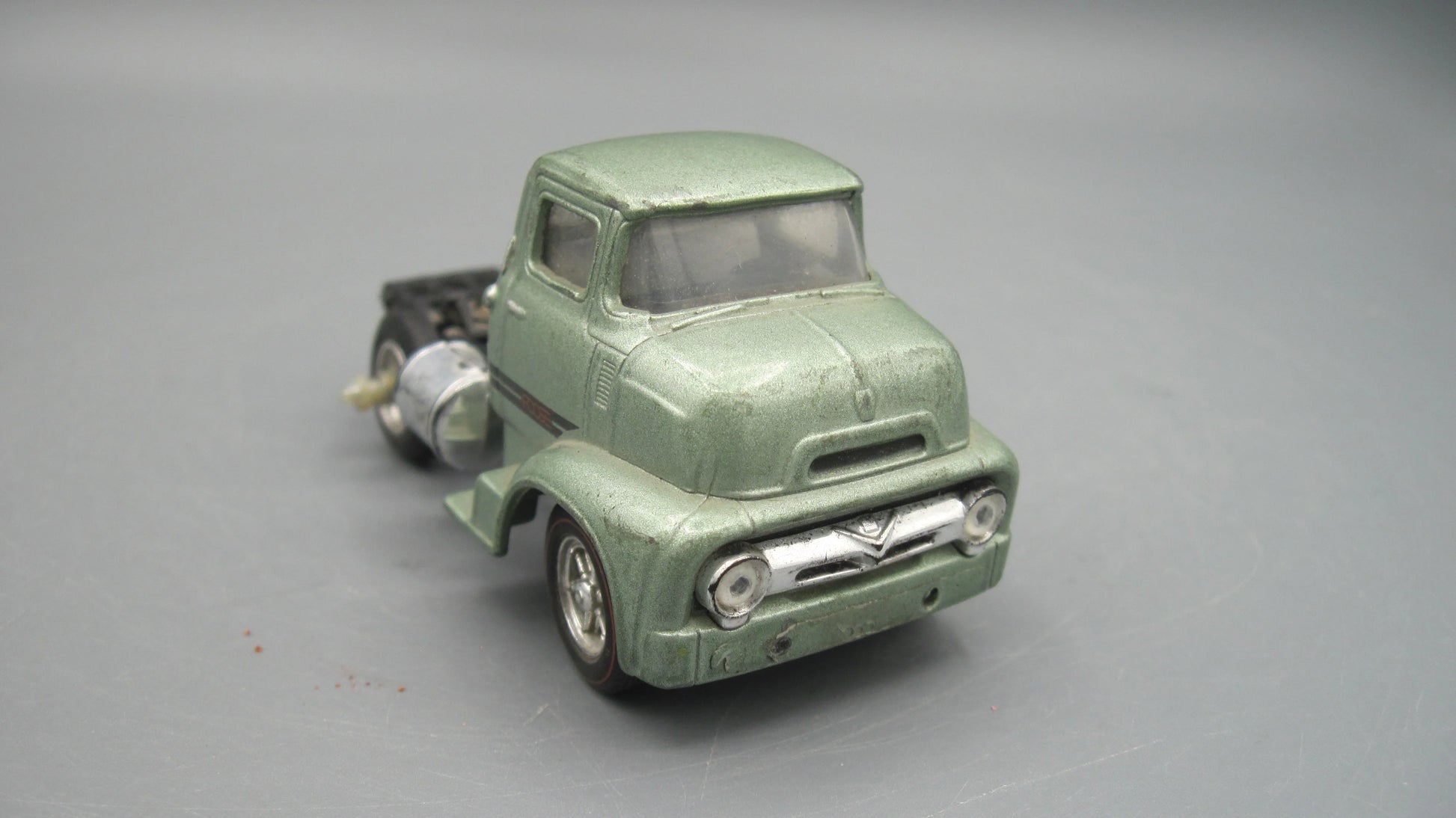 M2   Ford C-500 COE 1956 Light-green