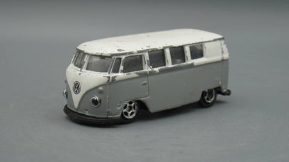 Welly   VolksWagen Microbus 1962 Grey&White