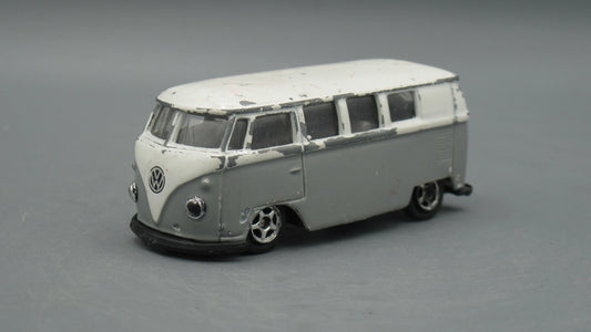 Welly   VolksWagen Microbus 1962 Grey&White