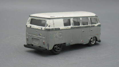 Welly   VolksWagen Microbus 1962 Grey&White