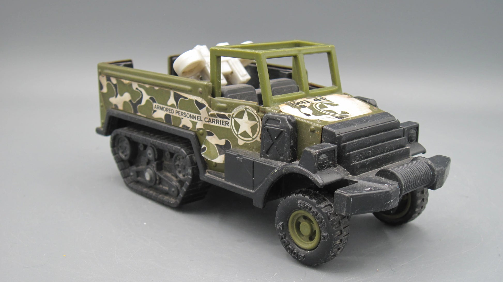 Buddy L    Armored Personnel Carrier  Green