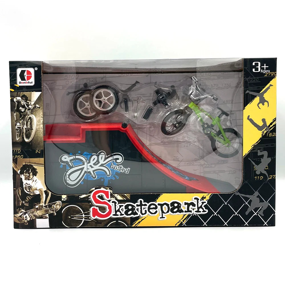Donbful   Skatepark  Skating set Diorama + Stunt bike + Finger board  Multi Colors