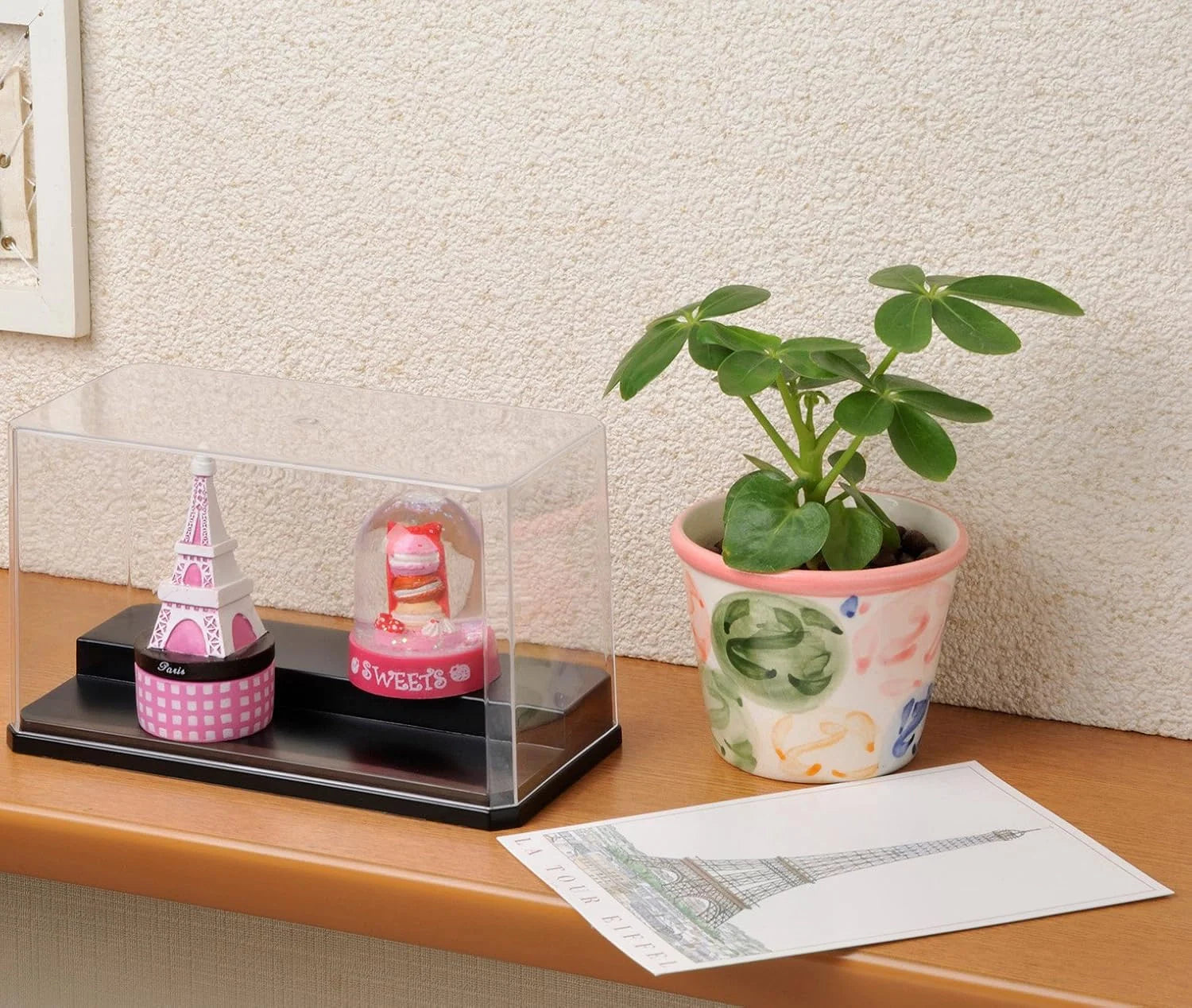 Izumi Kasai - Japan    Multi Level Display Cases for Diecast and Action Figures  Transparent