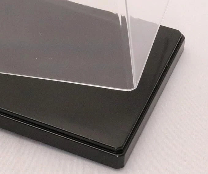 Izumi Kasai - Japan    Square  Display Cases for Diecast and Action Figures  Transparent