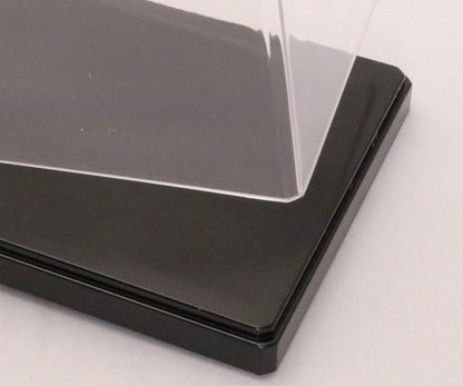Izumi Kasai - Japan    Wide Display Cases for Diecast and Action Figures  Transparent