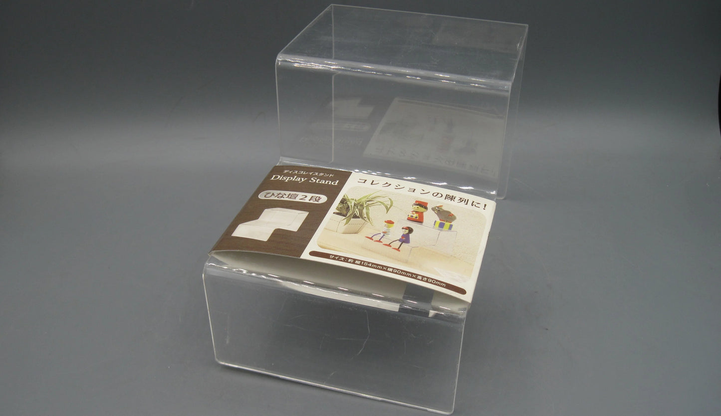 Izumi Kasai - Japan    Display Stand Two Tiers Stage  Transparent