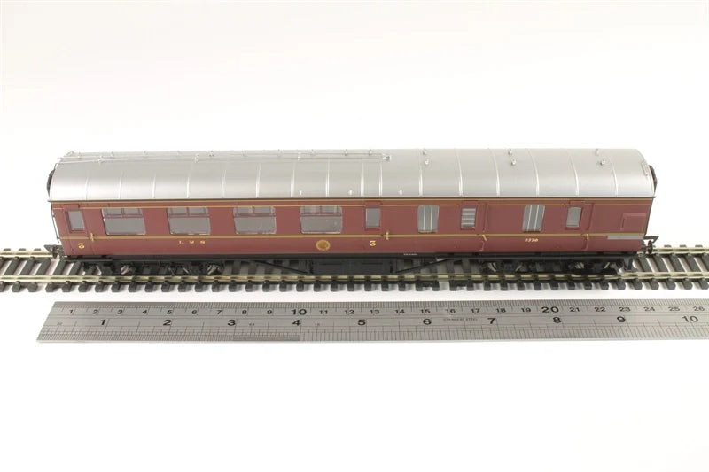 Hornby Hobbies  World War Locomotive  Going Home Train pack  1945 Brown, Black Certificate of Authentication