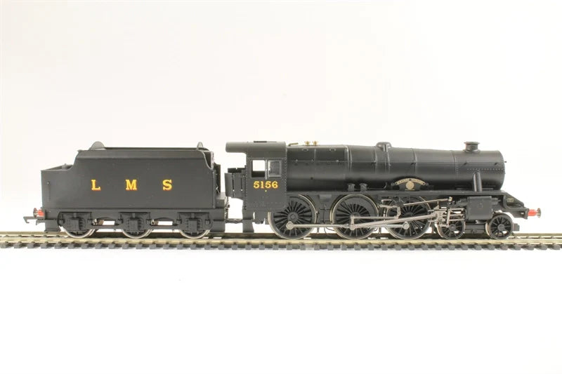 Hornby Hobbies  World War Locomotive  Going Home Train pack  1945 Brown, Black Certificate of Authentication