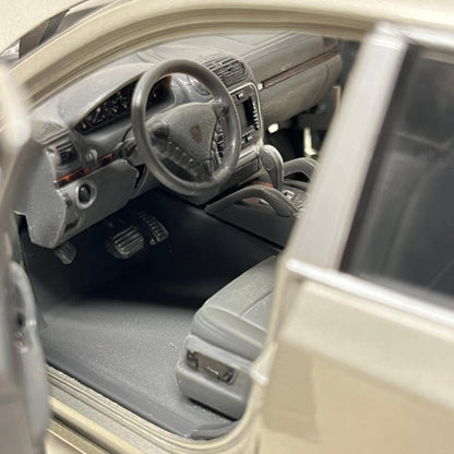Maisto Special Edition  Porsche Cayenne