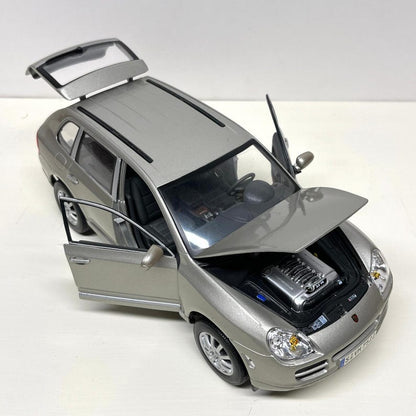 Maisto Special Edition  Porsche Cayenne
