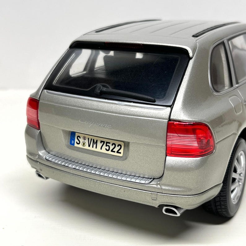 Maisto Special Edition  Porsche Cayenne